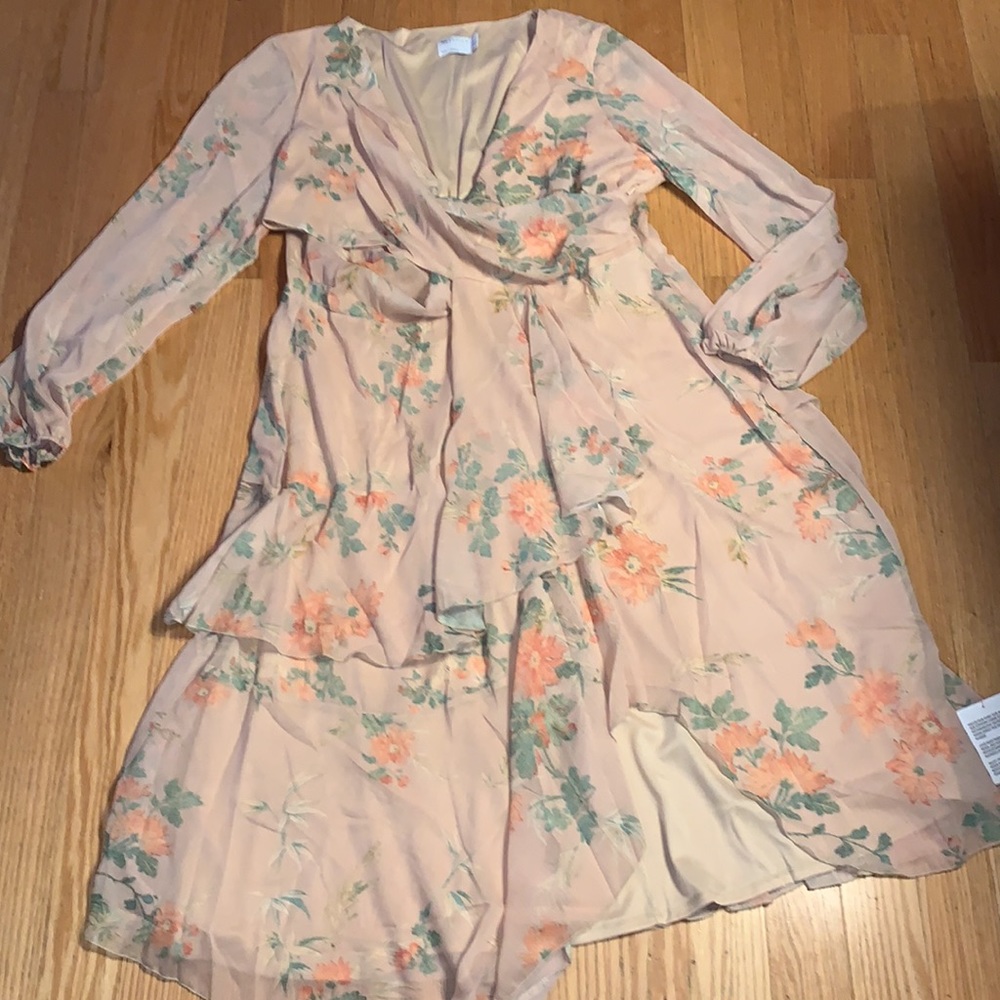 ASOS Design Curve Wrap Waist Floral Print Midi Dress 20 - Picture 5 of 12